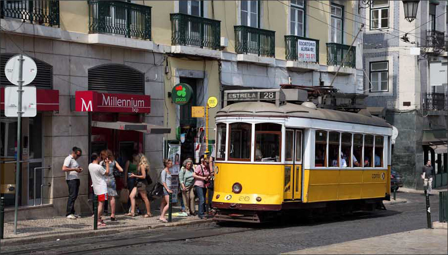 Yellow Tram 2